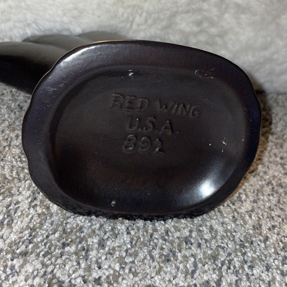 Vintage Red Wing Shell Vase.  8x8” - Picture 5 of 5